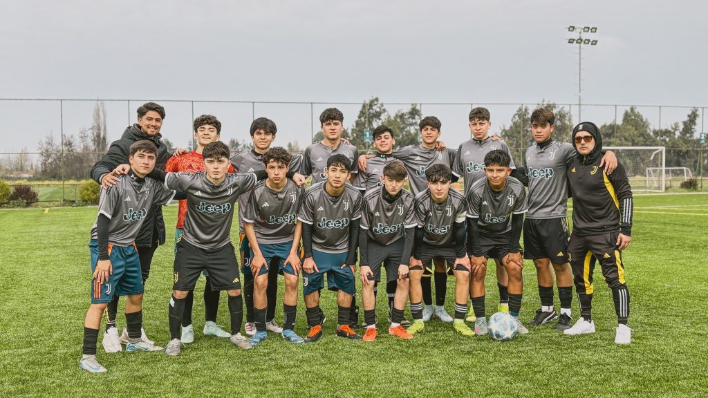 Juventus Academy Chile, por la categoría 2010 de “Súper Élite”, debutó, con un triunfo ante Project Soccer Academy por 4-3, en Amigos del Fútbol.